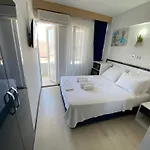 Acer Guenes Hotel